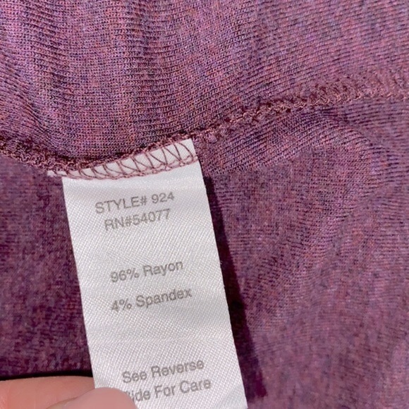 Cabi burgundy turtleneck top size small - Picture 6 of 7